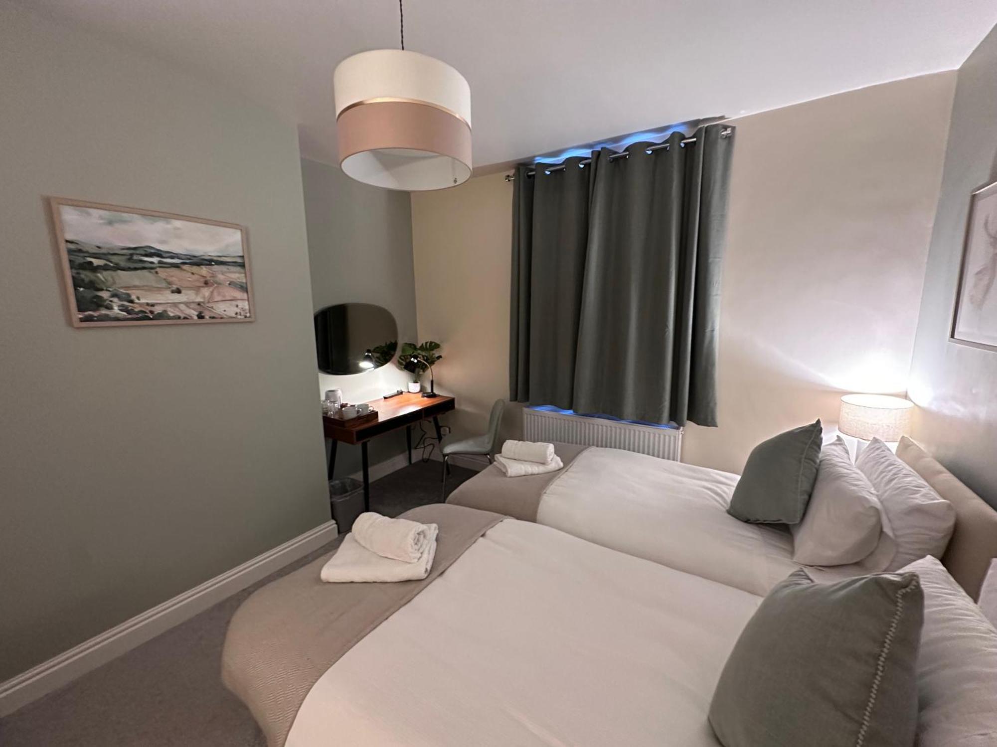 Prince St Cottage - Haworth - Sleeps 4 Екстериор снимка
